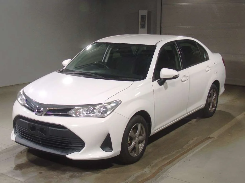 Toyota Corolla Axio NRE161 2019